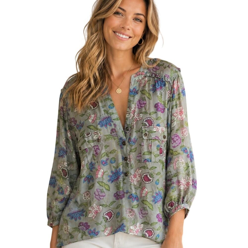 Matilda Jane Thinking Out Loud Top Womens Large Gray Jacobean Floral Ruffled